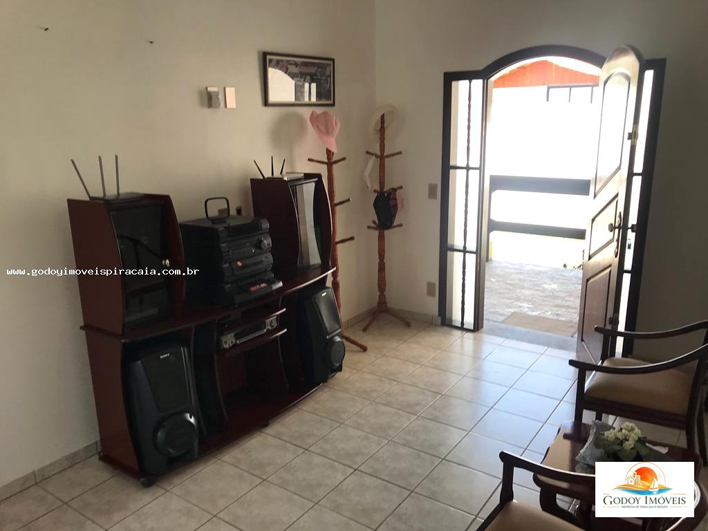 Casa à venda com 6 quartos, 3 suítes e 714m² no Represa, Piracaia (SP) — foto 16 de 17