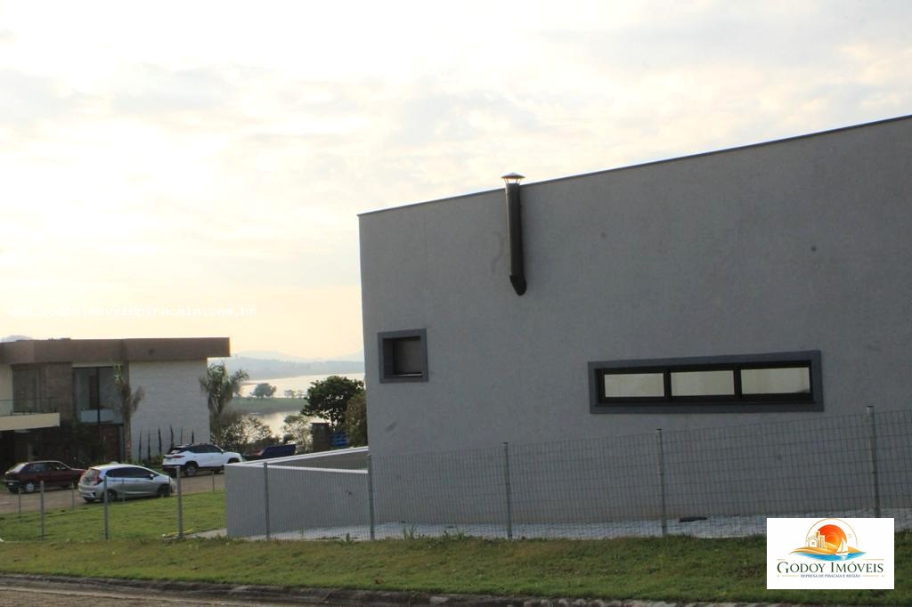 Casa à venda com 3 quartos, 3 suítes e 250m² no Porto Laranjeiras Represa, Piracaia (SP) — foto 8 de 25