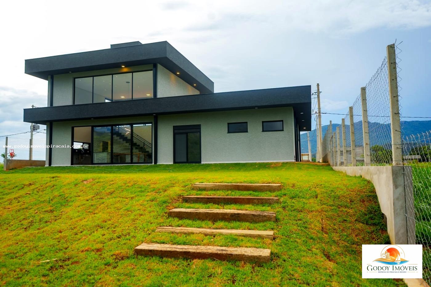 Casa à venda com 3 quartos, 1 suíte e 280m² no Residencial Morada Do Gigante 2, Joanópolis (SP) — foto 2 de 27